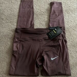 NWT Nike Leggings